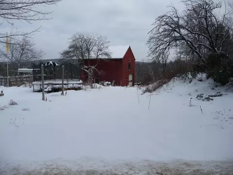 433 North Rd, Deering, NH 03244