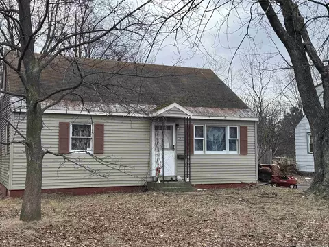 36 Vest Haven Dr, Burlington, VT 05408