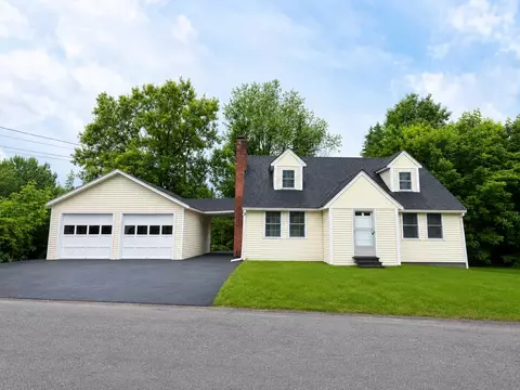 24 Argonne St, Berlin, NH 03570