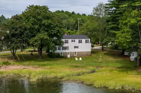 Exterior - 354 Dover Point Rd, Dover, NH 03820 photo 6 of 11