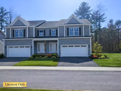 61 Spear Ln #14, Colchester, VT 05446