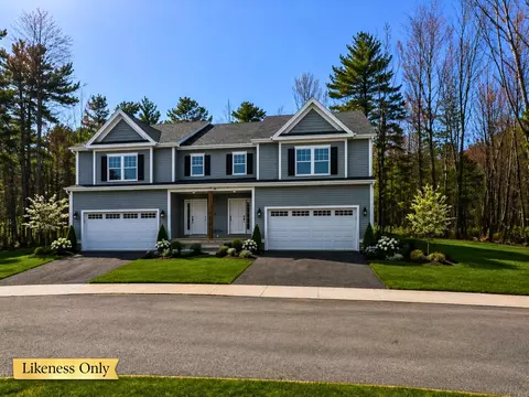67 Spear Ln #13, Colchester, VT 05446