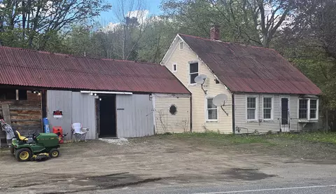 1009 Route 131, Weathersfield, VT 05030
