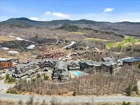 7412 Mountain Rd #02-12, 519, Stowe, VT 05672