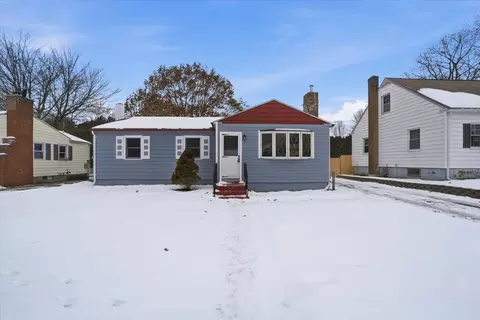 68 Leonard St, Burlington, VT 05408