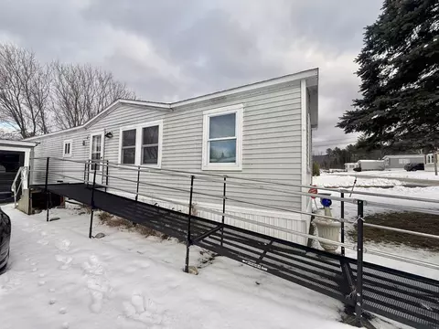 9 Billings Mobile Mnr, Rutland, VT 05701