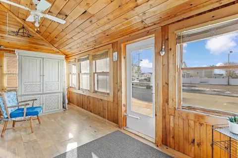 Exterior - 169 Ashworth Ave, Hampton, NH 03842 photo 3 of 7