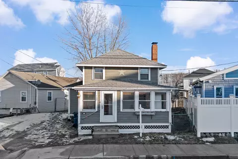 169 Ashworth Ave, Hampton, NH 03842