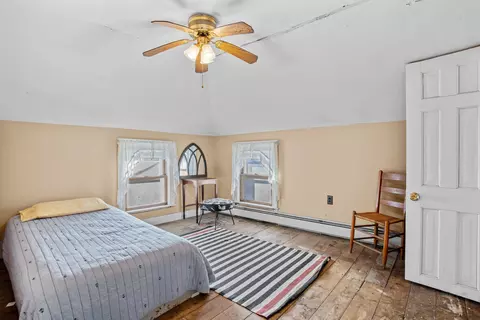 Bedroom - 169 Ashworth Ave, Hampton, NH 03842 photo 1 of 6