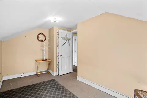 Bedroom - 169 Ashworth Ave, Hampton, NH 03842 photo 5 of 6