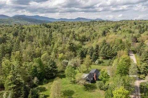 127 Shaw Hill Rd, Stowe, VT 05672