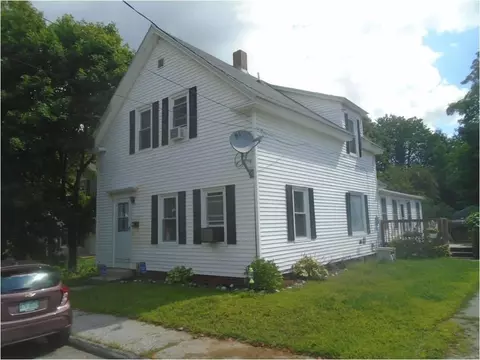 24 Jewel St, Gorham, NH 03581