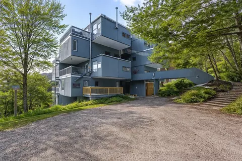 355 Summit Rd #6, Warren, VT 05674