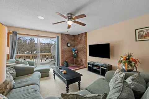 77 Northbrook Cir #E-39, Conway, NH 03860