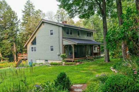 688 Hidden Heights Rd, Chester, VT 05143