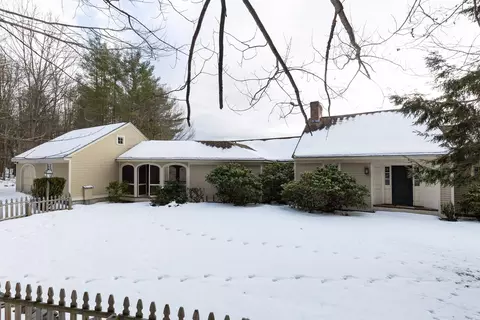 195 Willey Hill Rd, Norwich, VT 05055