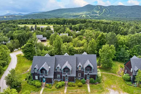 14 Grouse Ln # A, Dover, VT 05356