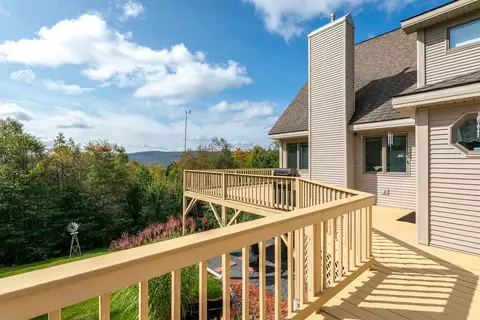 201 Spruce Dr, Andover, VT 05143