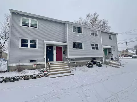 206 Calef Rd, Manchester, NH 03103