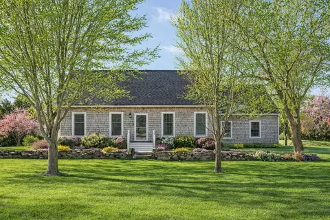 61 Campbell Bay Rd, Swanton, VT 05488