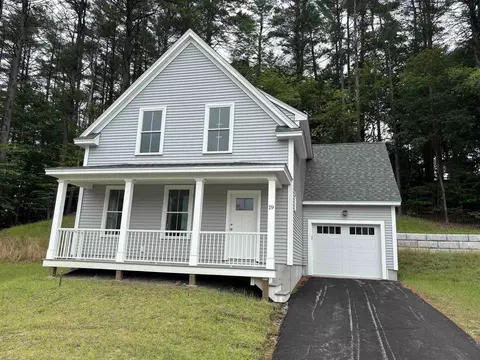 19 Woodmans Ln, Peterborough, NH 03458