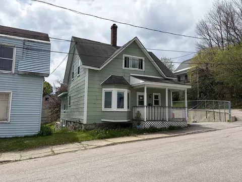 39 Abenaki Ln, Berlin, NH 03570