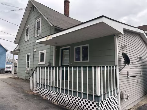 39 Abenaki Ln, Berlin, NH 03570