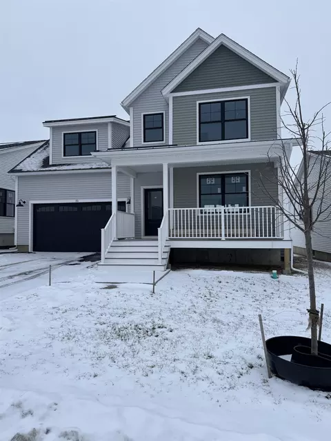 31 Russet Rd, South Burlington, VT 05403