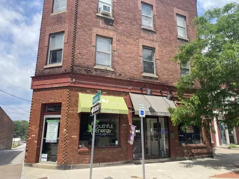 112 N Main St, Saint Albans, VT 05478