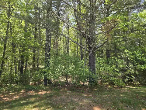 10 Issax Fox Rd #D-10, SECTION 10, Campton, NH 03223