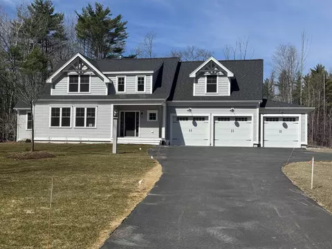 22 Winni Farm Rd, Gilford, NH 03249
