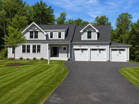 22 Winni Farm Rd, Gilford, NH 03249