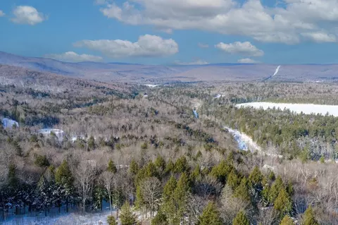 56 Lower Taylor Hill Rd, Winhall, VT 05340