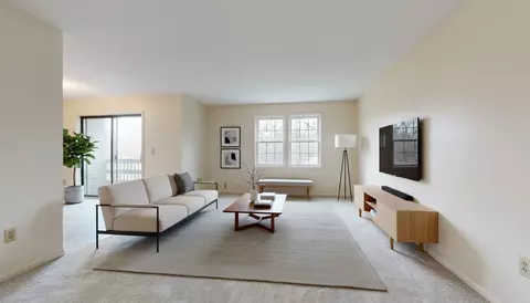 46 Twin Oaks Ter, South Burlington, VT 05403