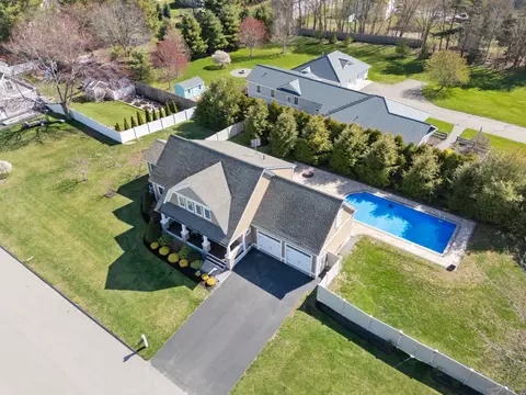 View/Area - 2 Hilliard Dr, Hampton, NH 03842 photo 1 of 3