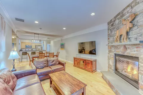 8 Twin Tip Ter #7, Lincoln, NH 03251