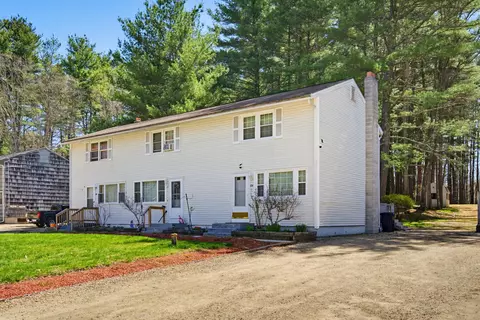 10 Woodburn Rd UNIT C, Litchfield, NH 03052