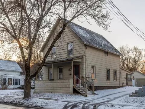 39 Grove St, Burlington, VT 05401