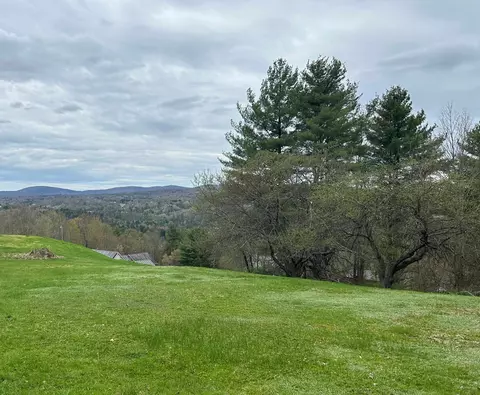 46 Silver Cir # 2, Barre Town, VT 05641