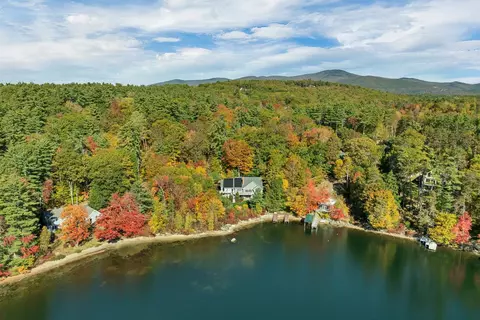 2 Carillon Shores Rd, Tuftonboro, NH 03816