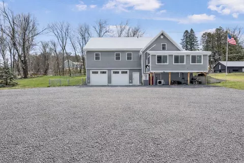 169 Main St, Colebrook, NH 03576
