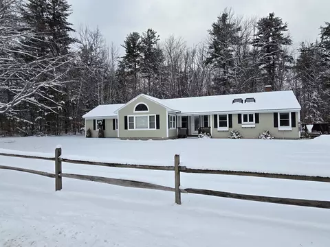 1462 King Hill Rd, New London, NH 03257
