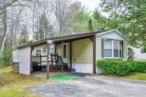 42 Fox Hill Ln, Conway, NH 03818