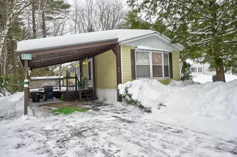 42 Fox Hill Ln, Conway, NH 03818