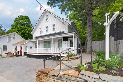 33 W Main St, Wilmington, VT 05363