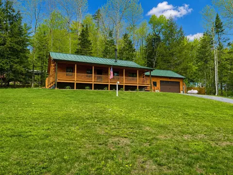 11 Amherst Ln, Woodsville, NH 03785
