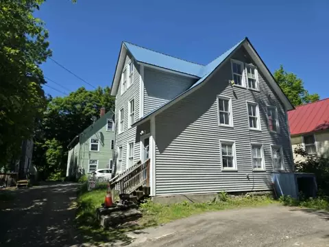 5 Reynolds Dr, Brattleboro, VT 05301