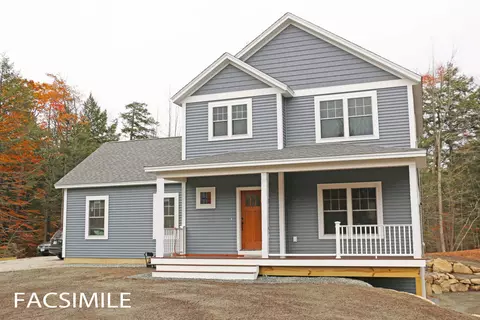 426 Dawn Ct #22, Pembroke, NH 03275
