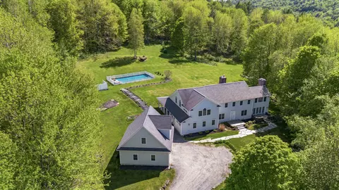 1397 Cobb Hill Rd, Moretown, VT 05660