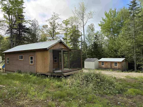 905 Peak Rd, Wheelock, VT 05851